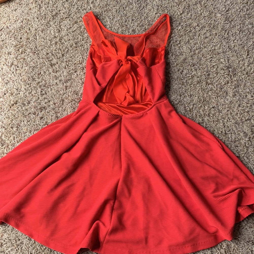 Dress - Picture 4 of 4